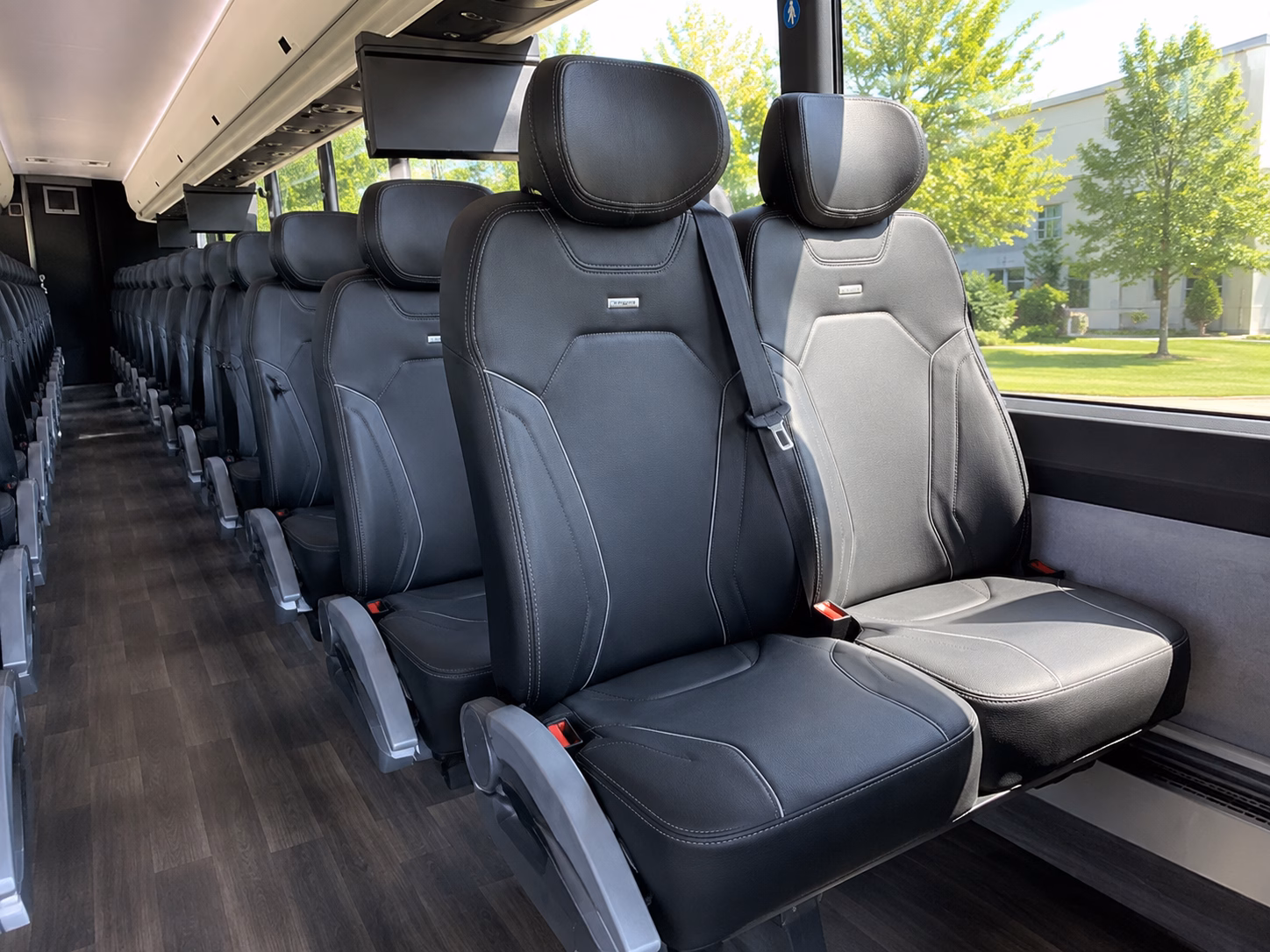 charter buses to dallas fort worth and waco for games events and group travel
