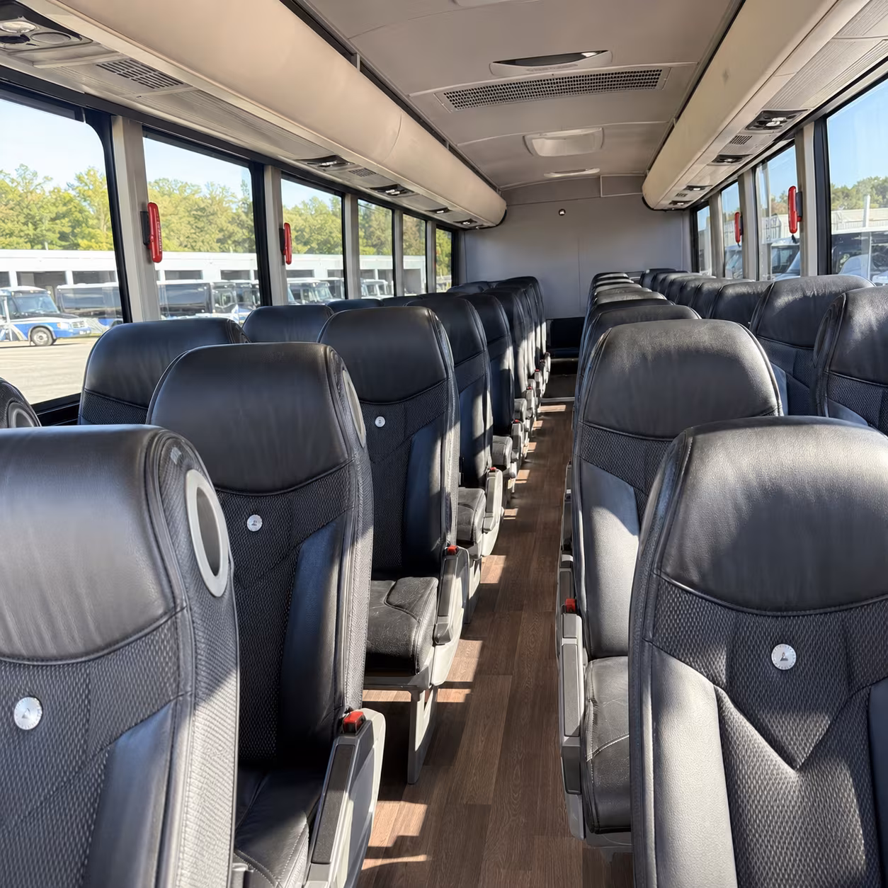leander airport transportation