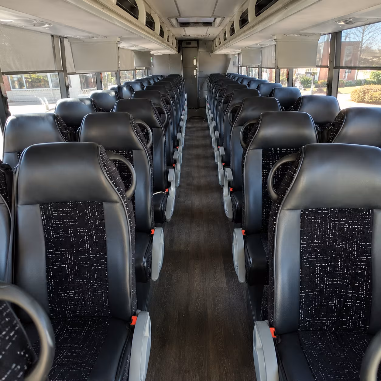 leander charter bus hero 2