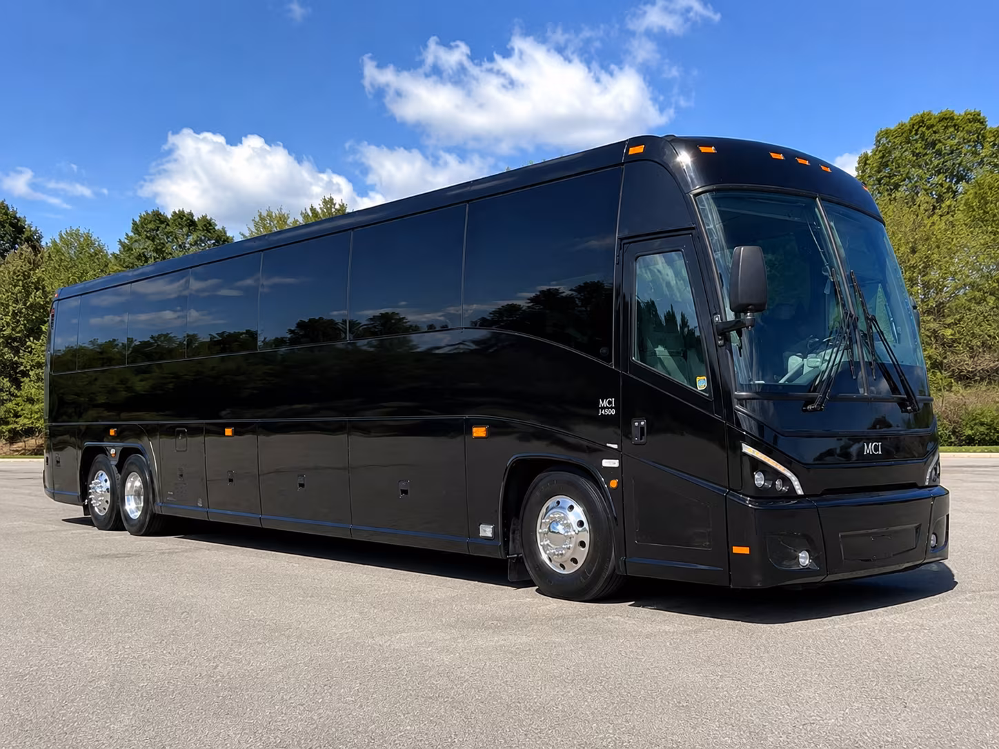 leander charter bus rental fleet